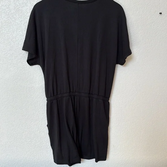 32 Degrees Romper Black size Medium - Picture 9 of 10